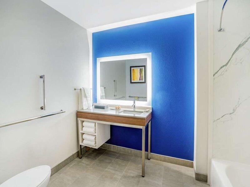 Palacio Royale Inn Signature Кейті Екстер'єр фото