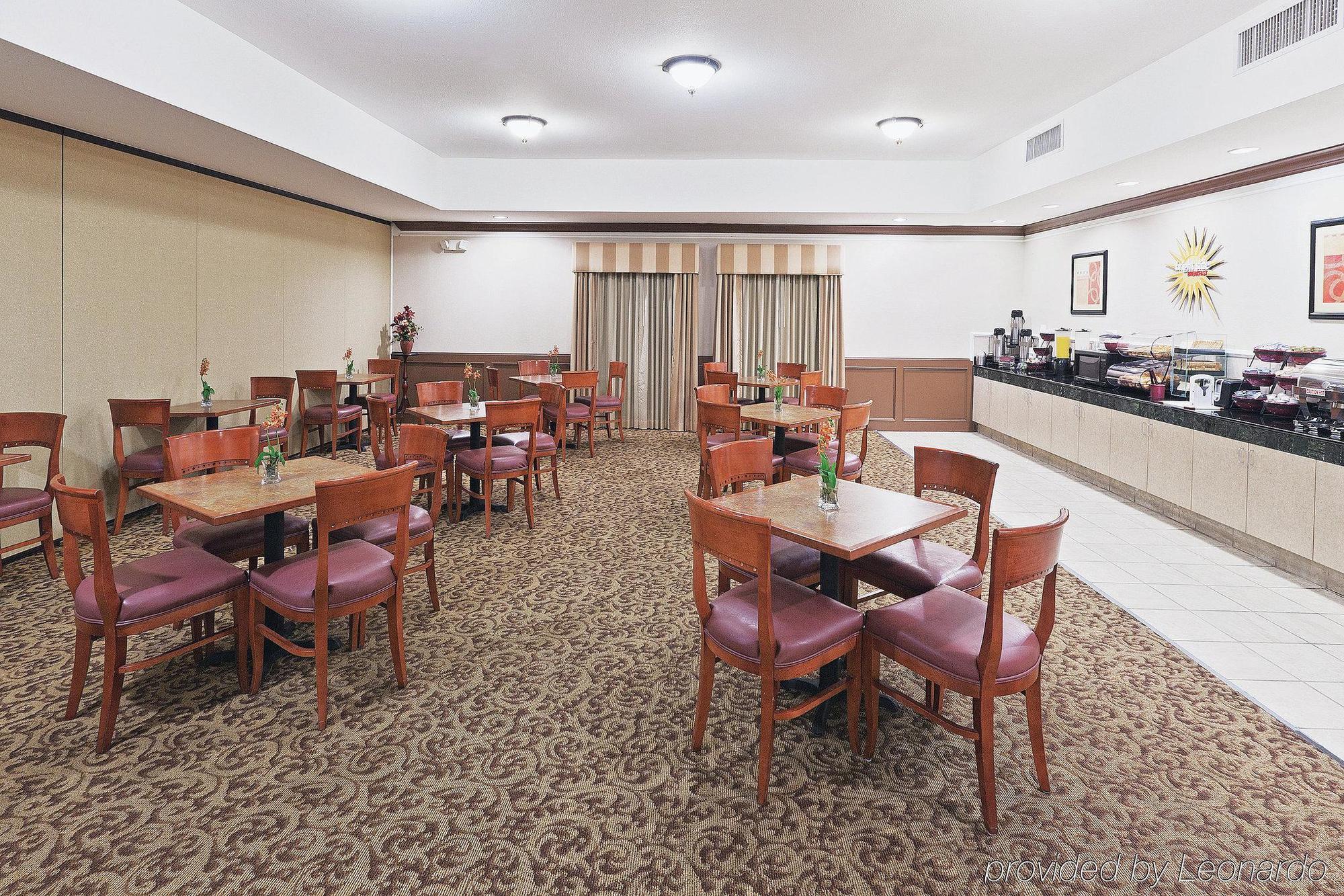 Palacio Royale Inn Signature Кейті Екстер'єр фото